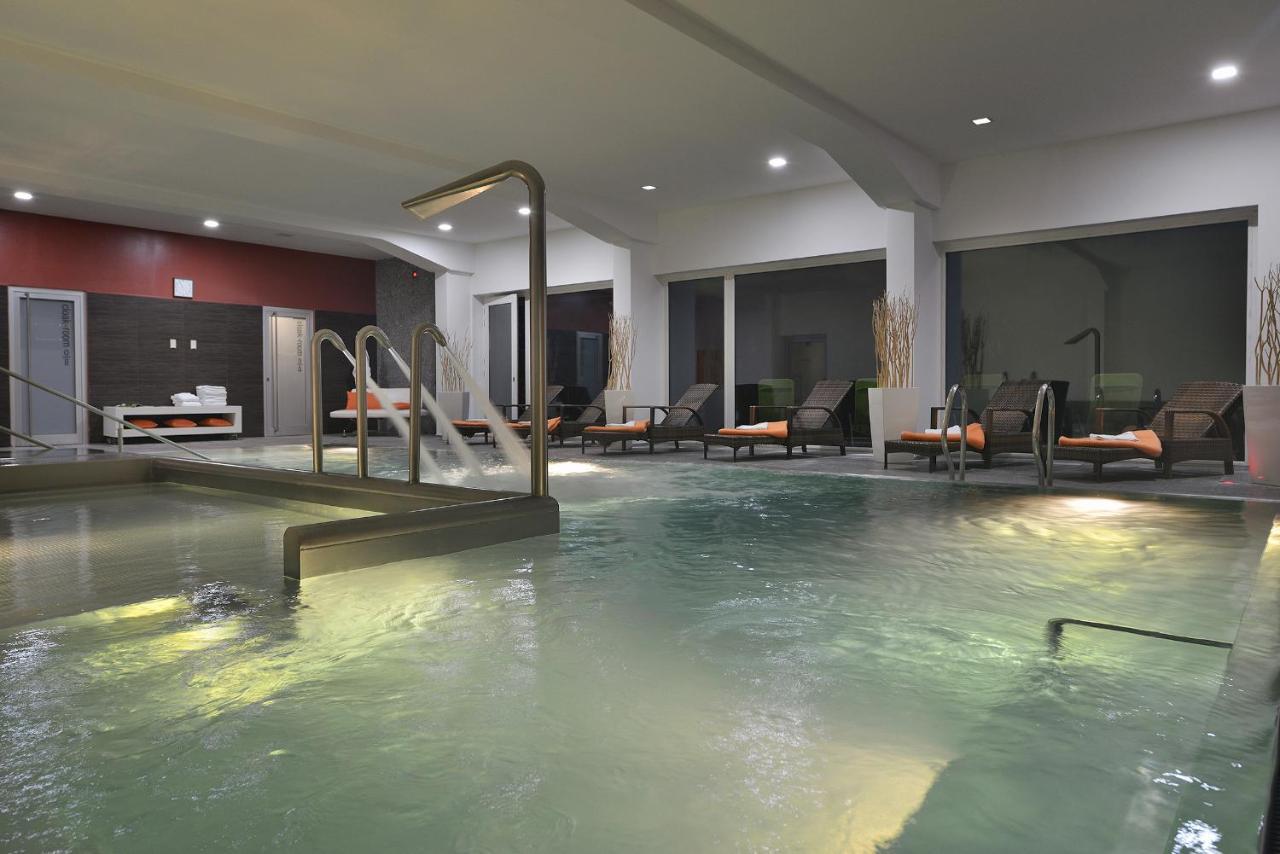 Omnia Hotel Relax & Wellness Янске Лазне Екстериор снимка