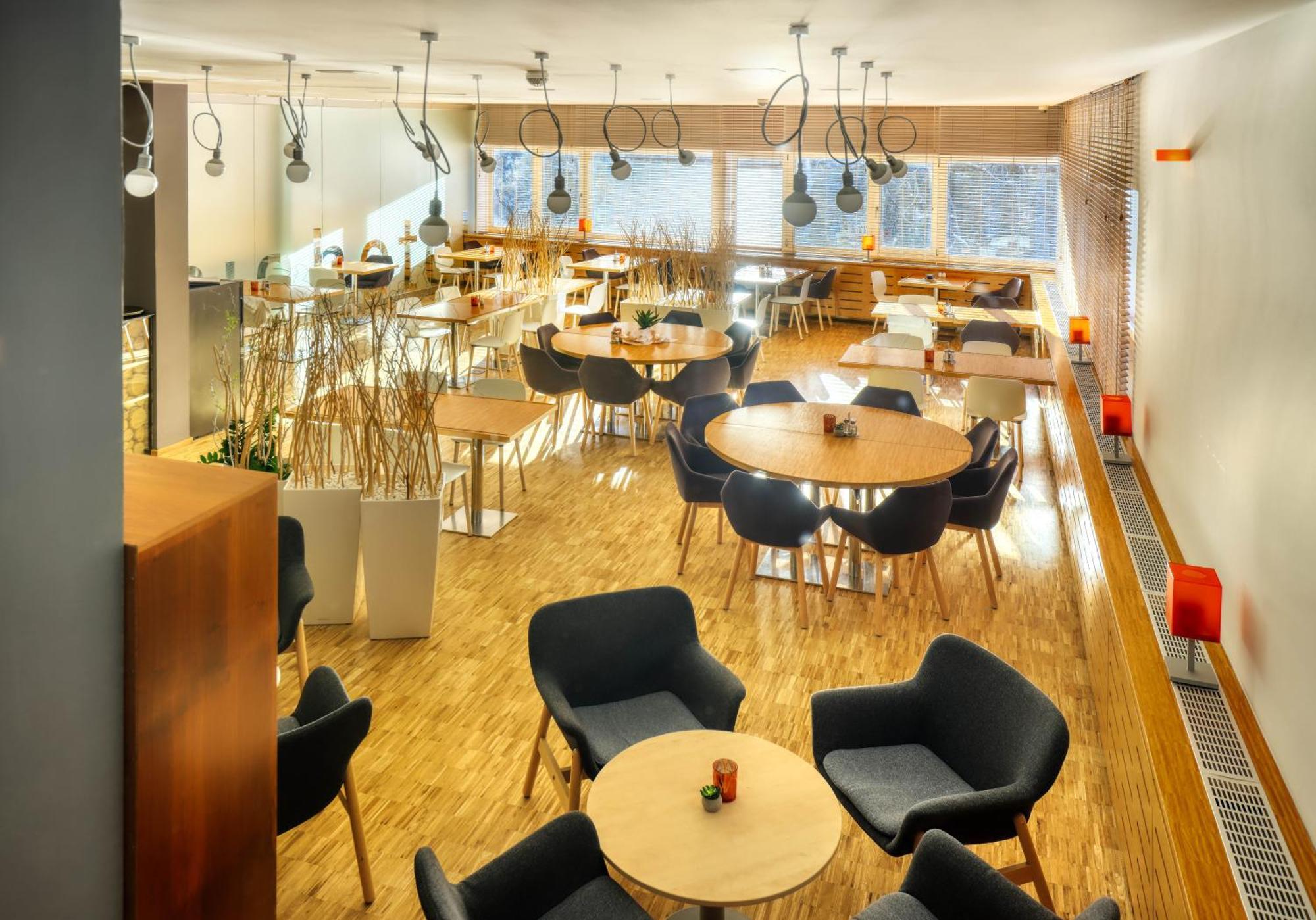 Omnia Hotel Relax & Wellness Янске Лазне Екстериор снимка